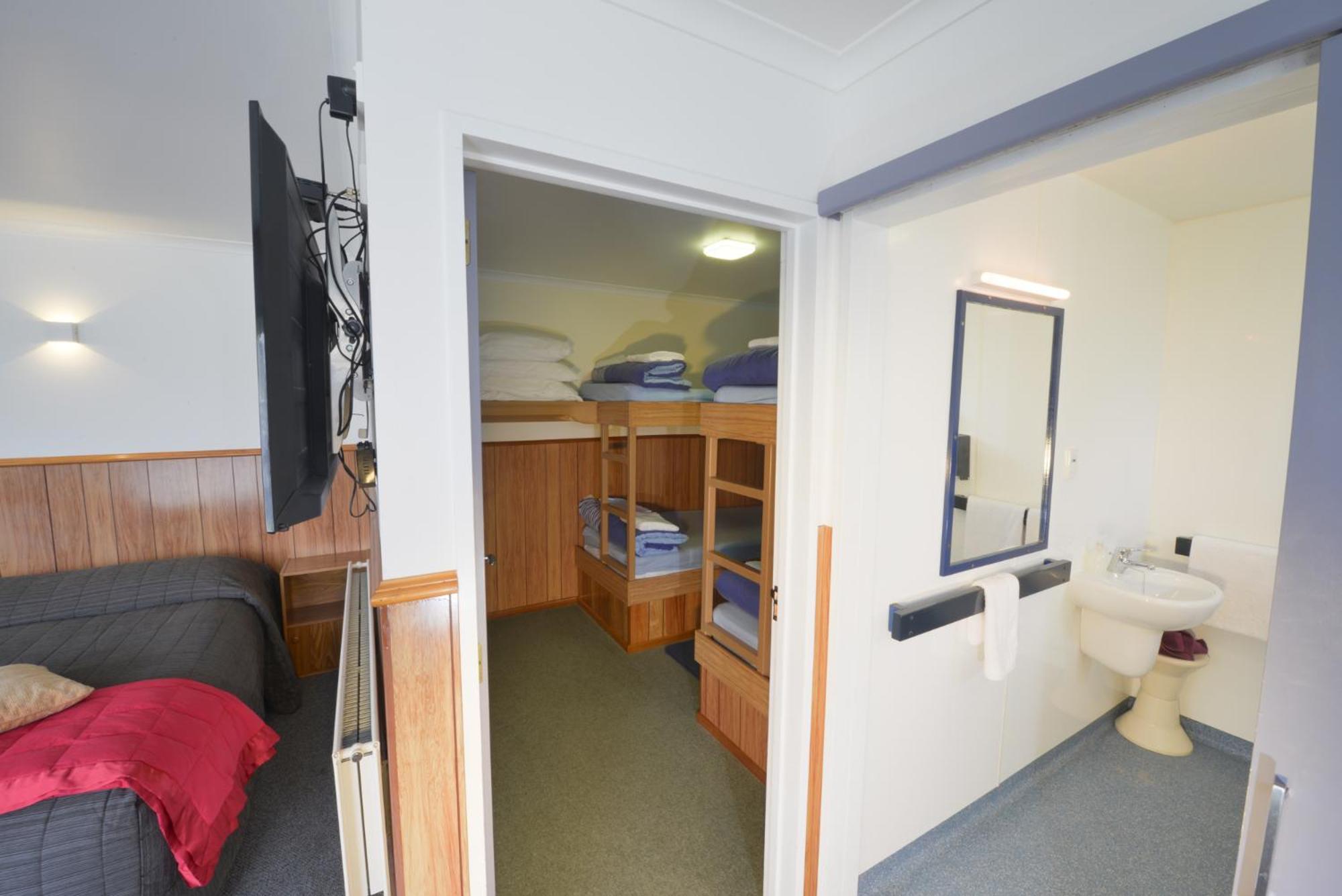 Wilderness Motel Accommodation Haast Exterior foto